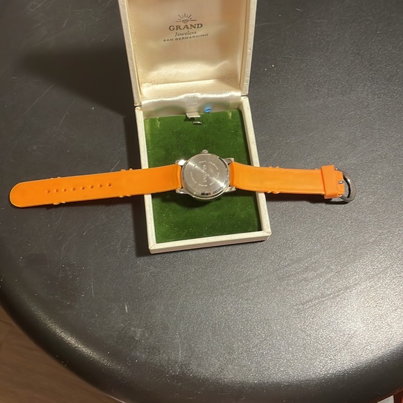 Solo Time QUARTZ GIRL LADYBUG WATCH NWOT - Picture 2 of 2